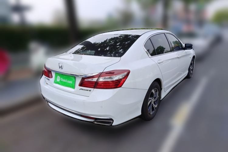 Used Honda Accord 2016 2.0L Comfort Edition Rear Right 45 Deg
