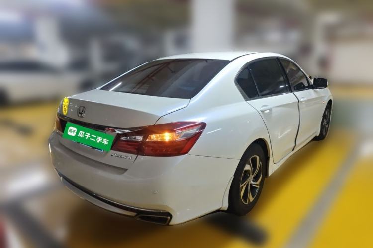 Used Honda Accord 2016 2.0L Elite Edition Rear Right 45 Deg