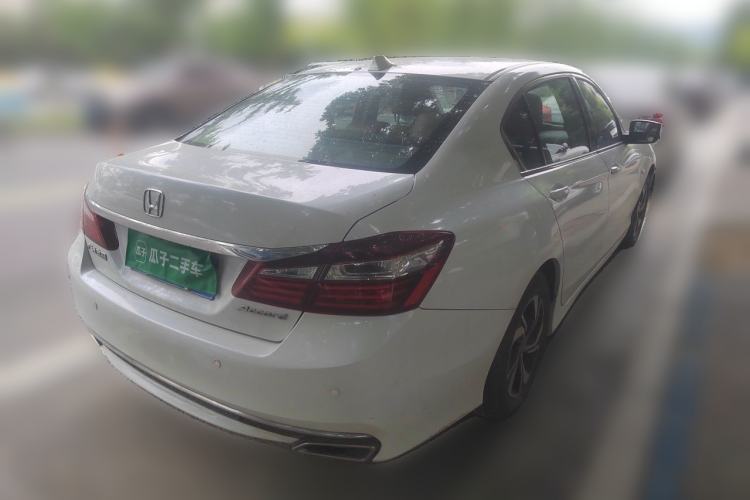 Used Honda Accord 2016 2.0L Comfort Edition Rear Right 45 Deg