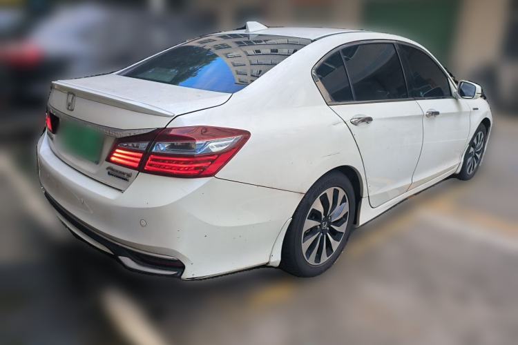 Used Honda Accord 2016 Hybrid 2.0L Sharp Edition Rear Right 45 Deg