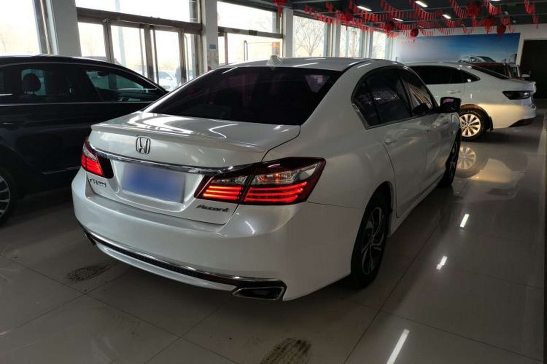 Used Honda Accord 2016 2.0L Comfort Edition Rear Right 45 Deg