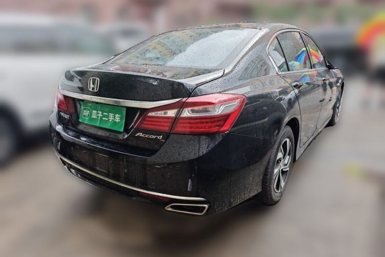 Used Honda Accord 2016 2.0L Comfort Edition Rear Right 45 Deg