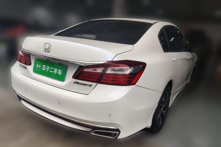 Used Honda Accord 2016 2.0L Elite Edition Rear Right 45 Deg