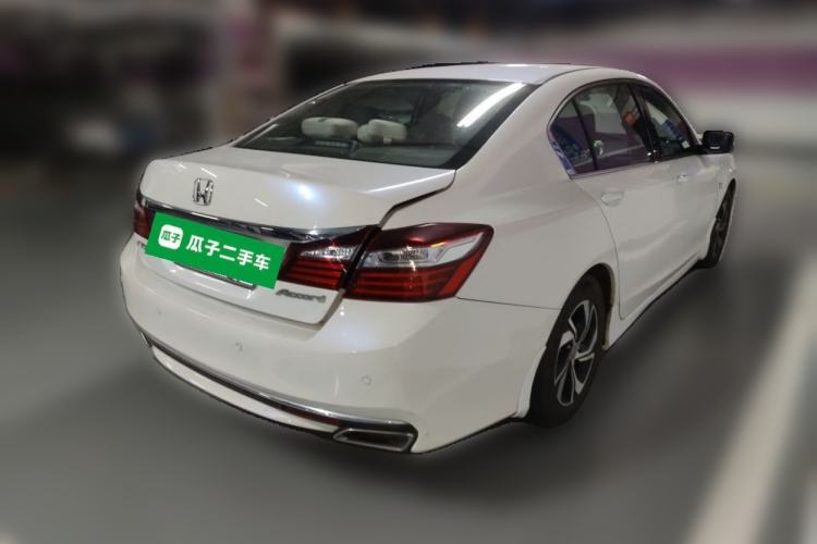 Used Honda Accord 2016 2.0L Comfort Edition Rear Right 45 Deg