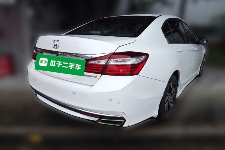 Used Honda Accord 2016 2.0L Comfort Edition Rear Right 45 Deg