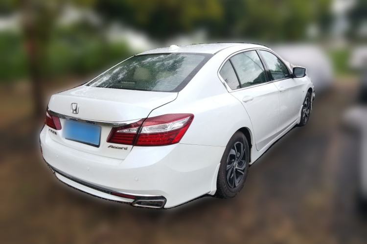 Used Honda Accord 2016 2.0L Comfort Edition Rear Right 45 Deg