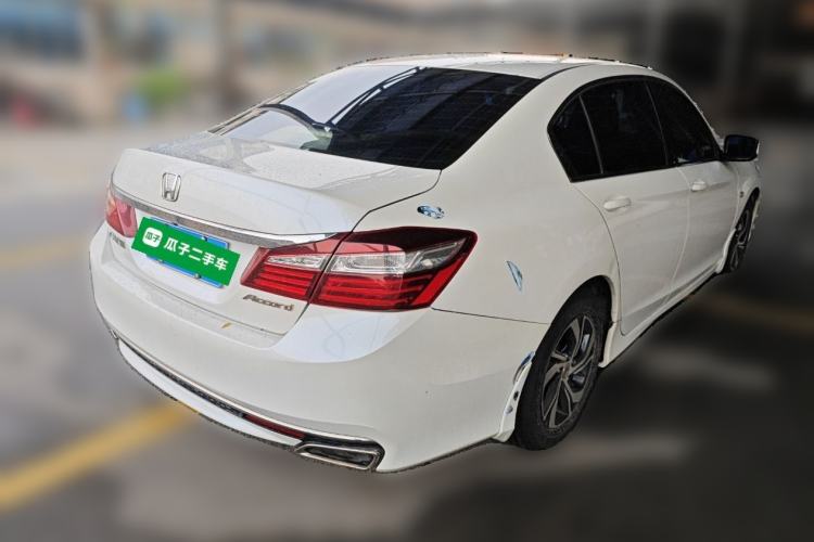 Used Honda Accord 2016 2.0L Comfort Edition Rear Right 45 Deg