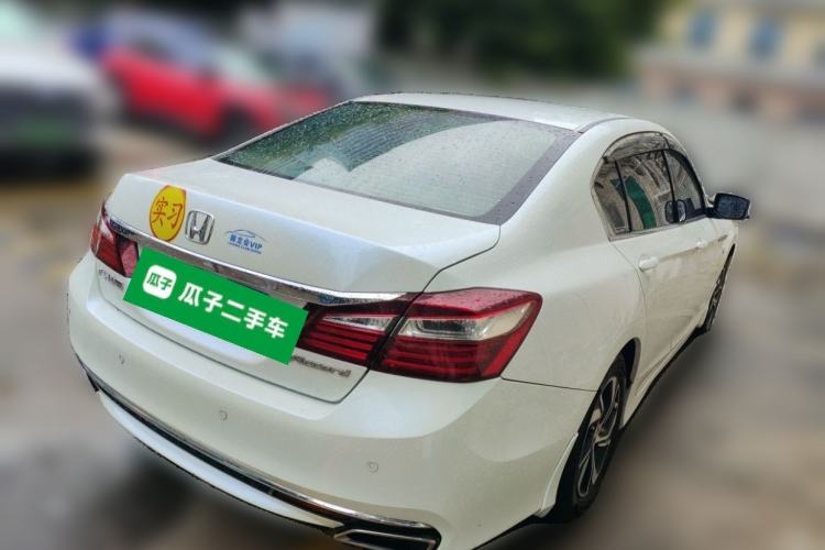 Used Honda Accord 2016 2.0L Comfort Edition Rear Right 45 Deg