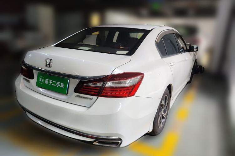 Used Honda Accord 2016 2.0L Elite Edition Rear Right 45 Deg