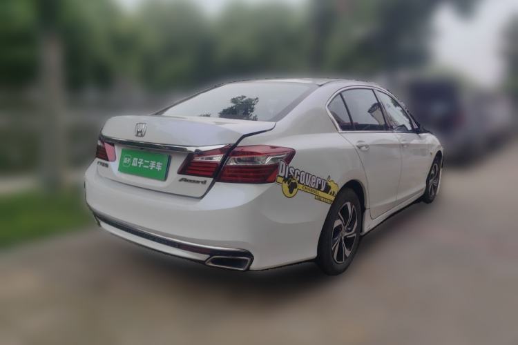 Used Honda Accord 2016 2.0L Comfort Edition Rear Right 45 Deg