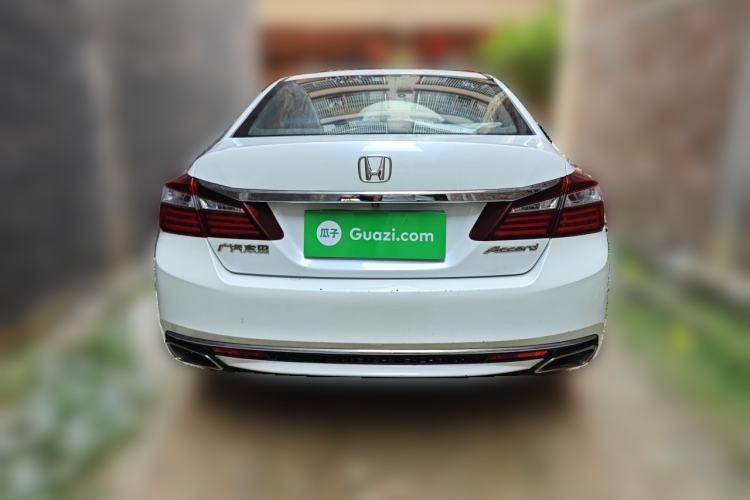 Used Honda Accord 2016 2.0L Luxury Edition Rear
