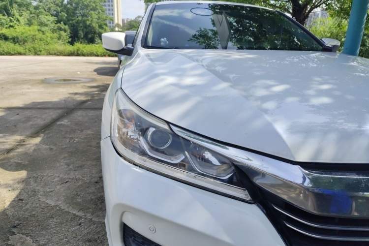 Used Honda Accord 2016 2.0L Elite Edition Right Front Headlight