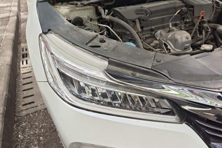 Used Honda Accord 2016 2.4L Comfort Edition Right Front Headlight
