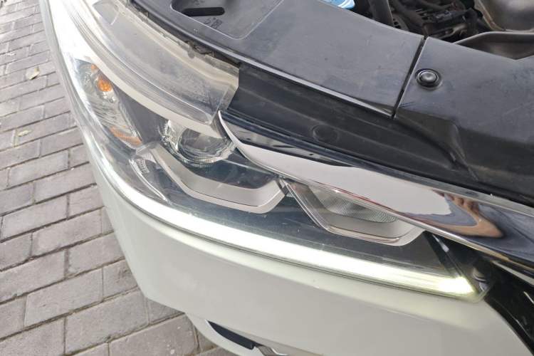 Used Honda Accord 2016 2.0L Comfort Edition Right Front Headlight