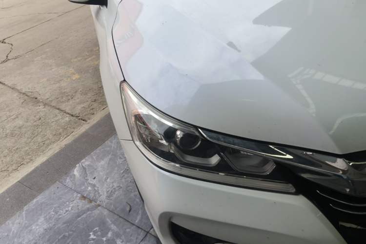 Used Honda Accord 2016 2.0L Comfort Edition Right Front Headlight