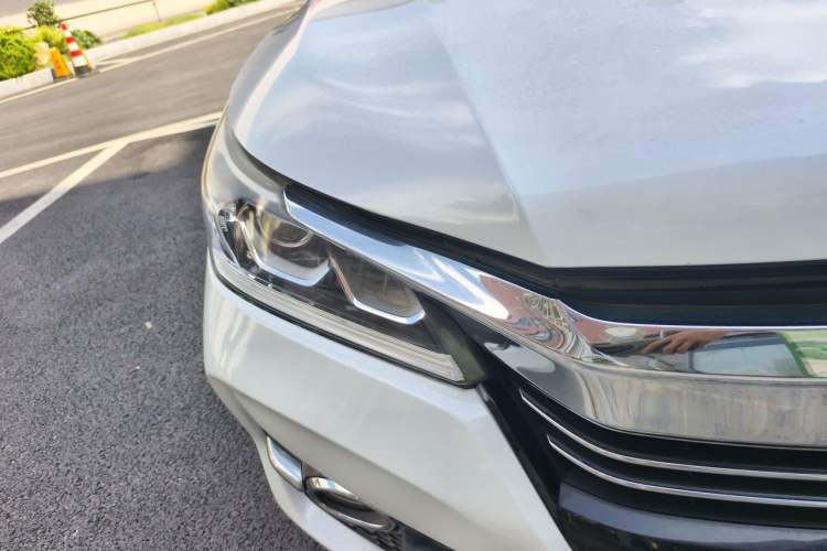 Used Honda Accord 2016 2.0L Elite Edition Right Front Headlight