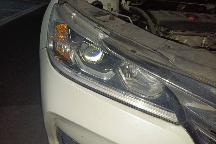Used Honda Accord 2016 2.0L Comfort Edition Right Front Headlight