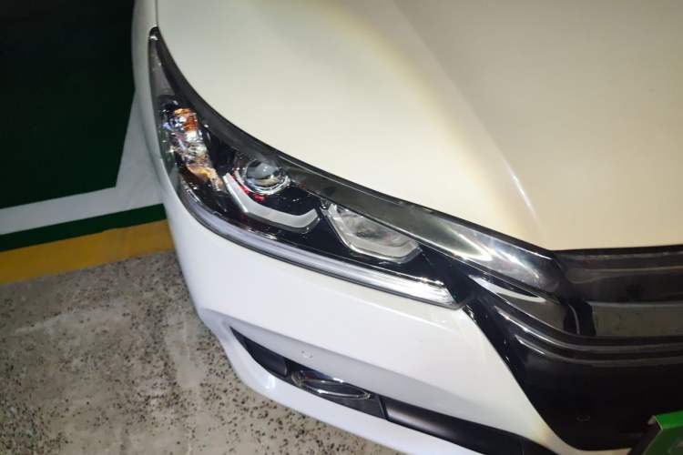 Used Honda Accord 2016 2.0L Elite Edition Right Front Headlight