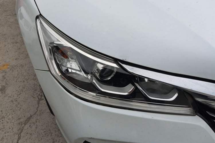 Used Honda Accord 2016 2.0L Comfort Edition Right Front Headlight