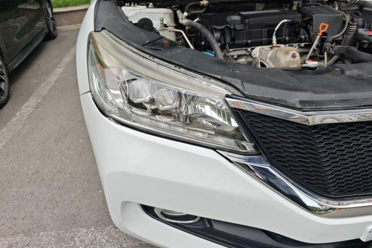 Used Honda Accord 2016 2.4L EX New Year Limited Edition Special Package Right Front Headlight