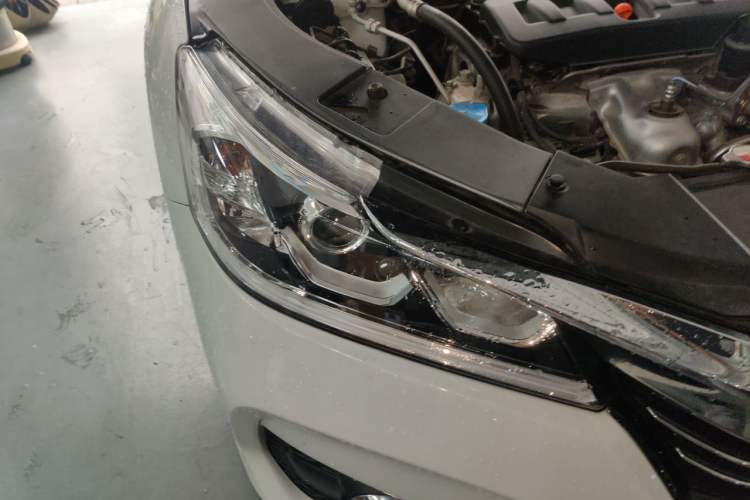 Used Honda Accord 2016 2.0L Elite Edition Right Front Headlight