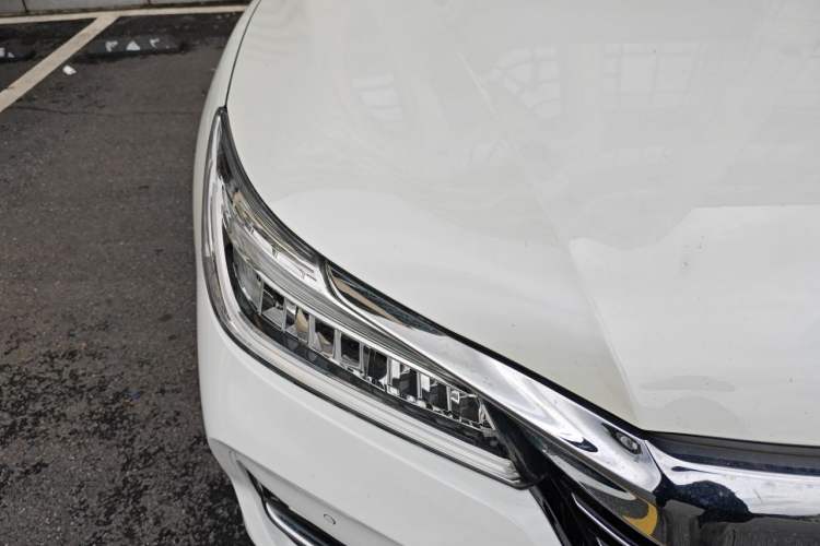 Used Honda Accord 2016 2.4L Luxury Edition Right Front Headlight
