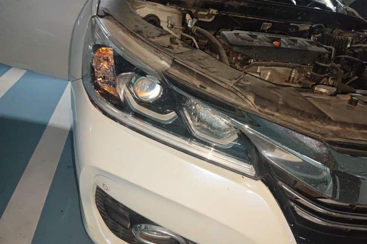 Used Honda Accord 2016 2.0L Elite Edition Right Front Headlight