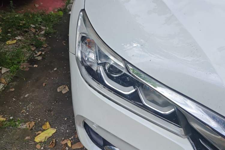 Used Honda Accord 2016 2.0L Comfort Edition Right Front Headlight