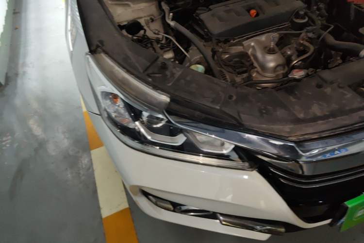 Used Honda Accord 2016 2.0L Elite Edition Right Front Headlight