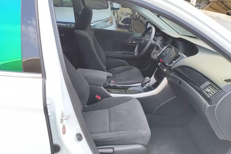 Used Honda Accord 2016 2.0L Comfort Edition Right Front Seat