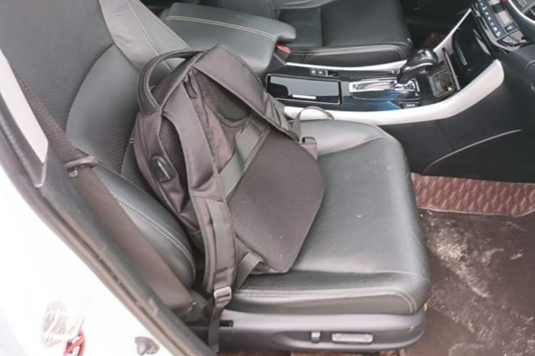 Used Honda Accord 2016 2.0L Luxury Edition Right Front Seat