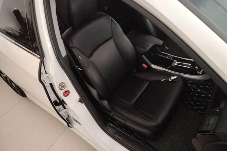 Used Honda Accord 2016 2.0L Comfort Edition Right Front Seat