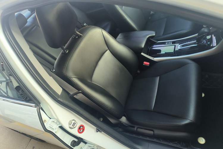 Used Honda Accord 2016 2.0L Comfort Edition Right Front Seat