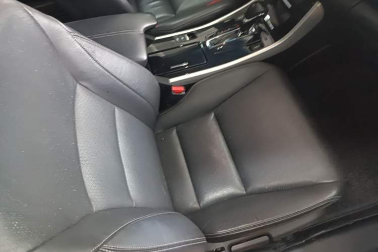 Used Honda Accord 2016 2.0L Elite Edition Right Front Seat