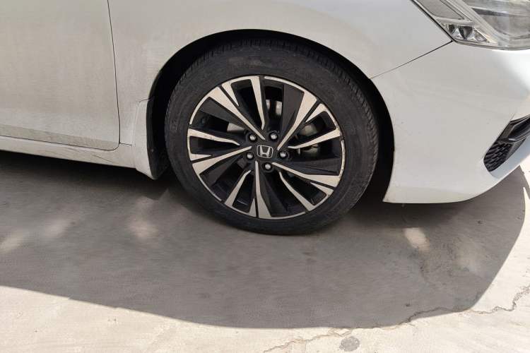 Used Honda Accord 2016 Hybrid 2.0L Prestige Edition Right Front Wheel Hub
