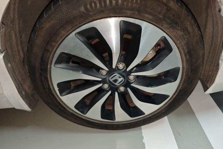 Used Honda Accord 2016 Hybrid 2.0L Sharp Edition Right Front Wheel Hub