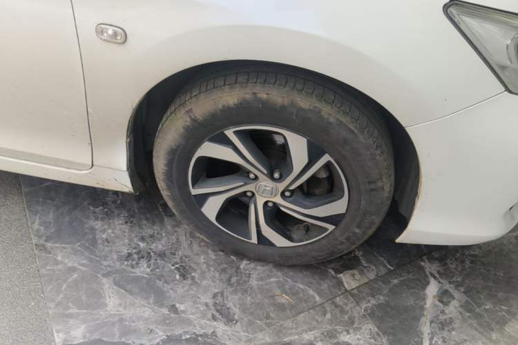 Used Honda Accord 2016 2.0L Comfort Edition Right Front Wheel Hub