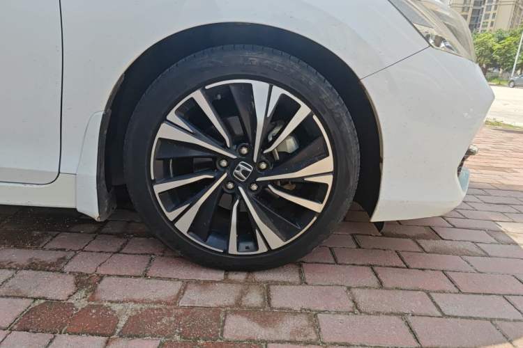 Used Honda Accord 2016 Hybrid 2.0L Prestige Edition Right Front Wheel Hub