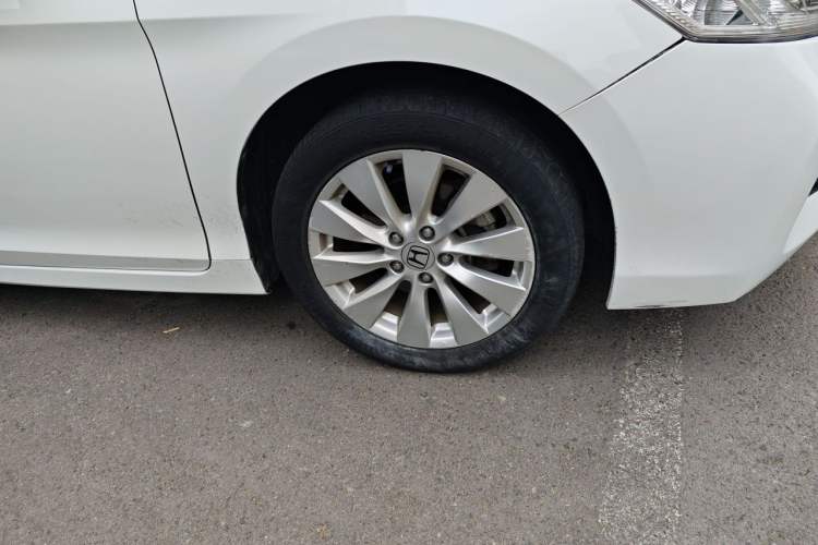 Used Honda Accord 2016 2.4L EX New Year Limited Edition Special Package Right Front Wheel Hub