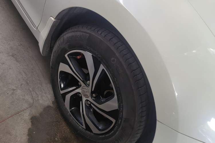 Used Honda Accord 2016 2.0L Elite Edition Right Front Wheel Hub