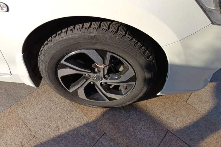 Used Honda Accord 2016 2.0L Comfort Edition Right Front Wheel Hub
