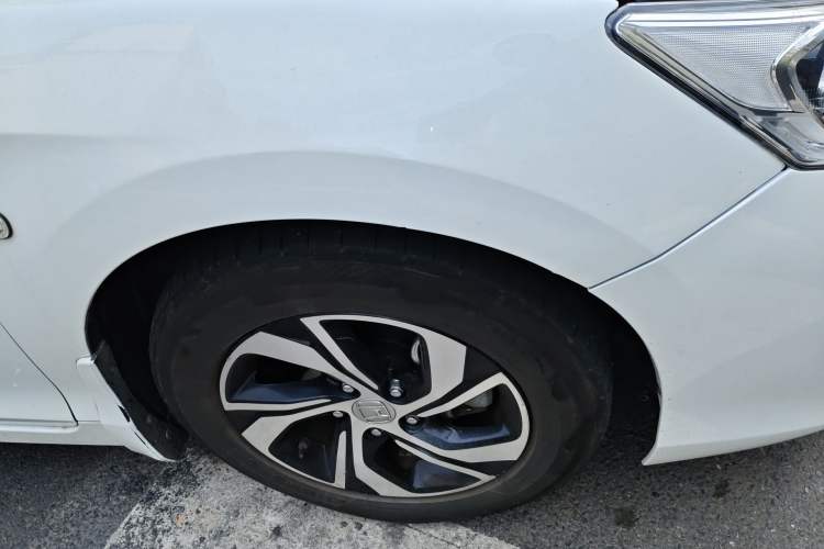 Used Honda Accord 2016 2.0L Comfort Edition Right Front Wheel Hub