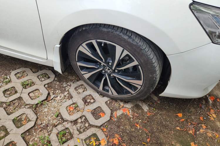 Used Honda Accord 2016 Hybrid 2.0L Rui Ling Edition Right Front Wheel Hub