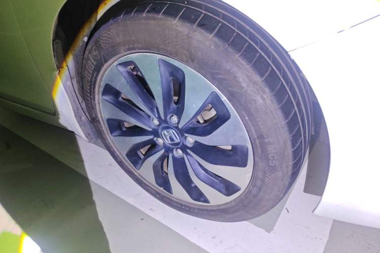 Used Honda Accord 2016 Hybrid 2.0L Sharp Edition Right Front Wheel Hub
