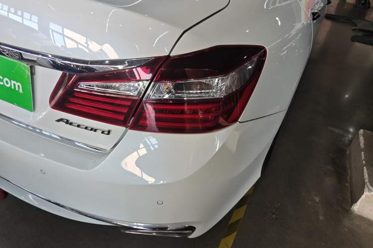 Used Honda Accord 2016 2.0L Elite Edition Right Rear Taillight