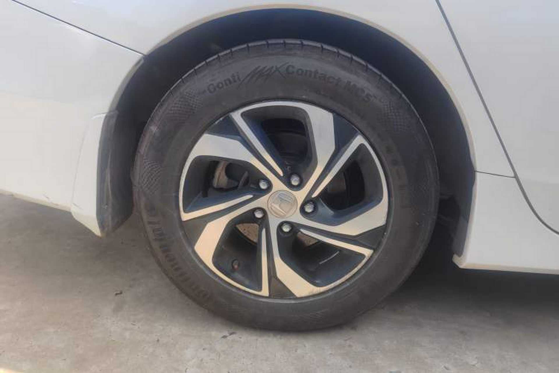Used Honda Accord 2016 2.0L Elite Edition Right Rear Wheel Hub