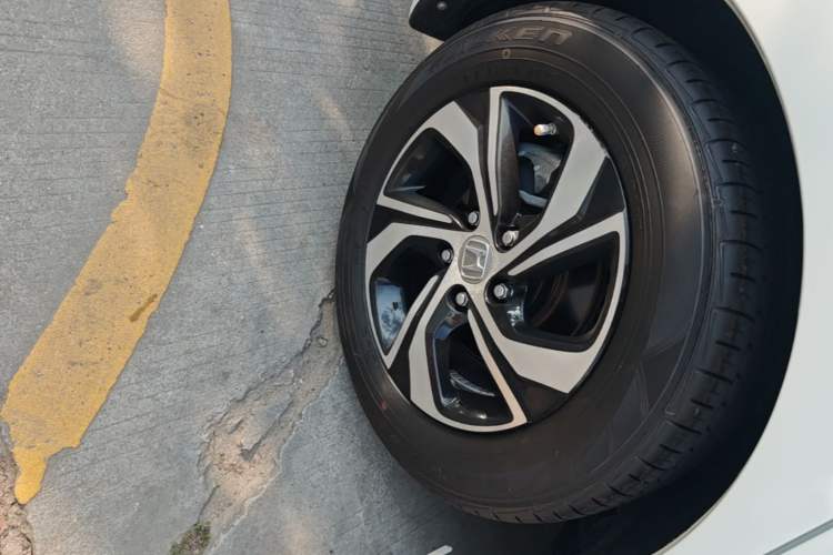 Used Honda Accord 2016 2.0L Comfort Edition Right Rear Wheel Hub