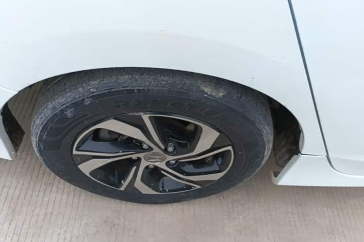 Used Honda Accord 2016 2.0L Luxury Edition Right Rear Wheel Hub