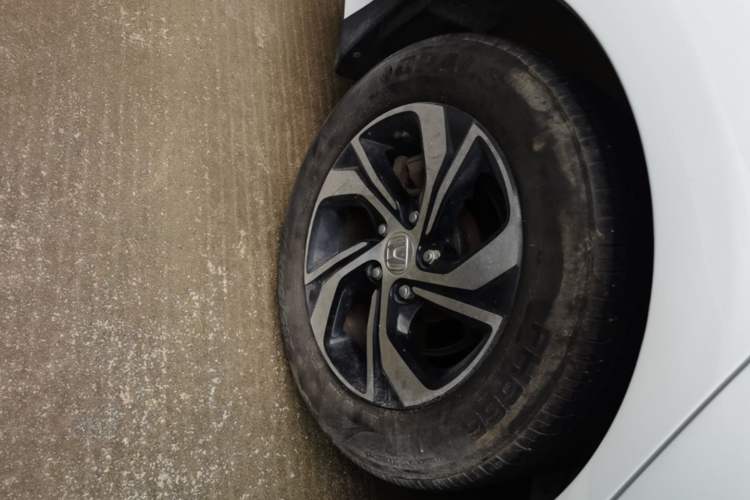 Used Honda Accord 2016 2.0L Elite Edition Right Rear Wheel Hub