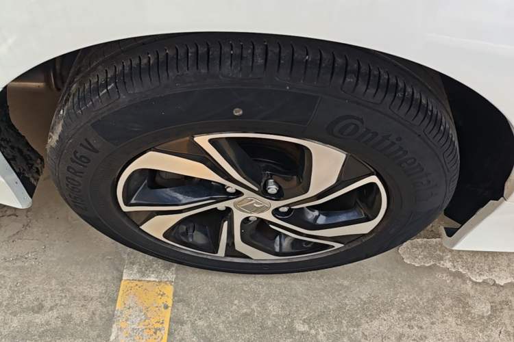 Used Honda Accord 2016 2.0L Elite Edition Right Rear Wheel Hub